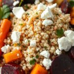 Salade de quinoa aux légumes rôtis et feta